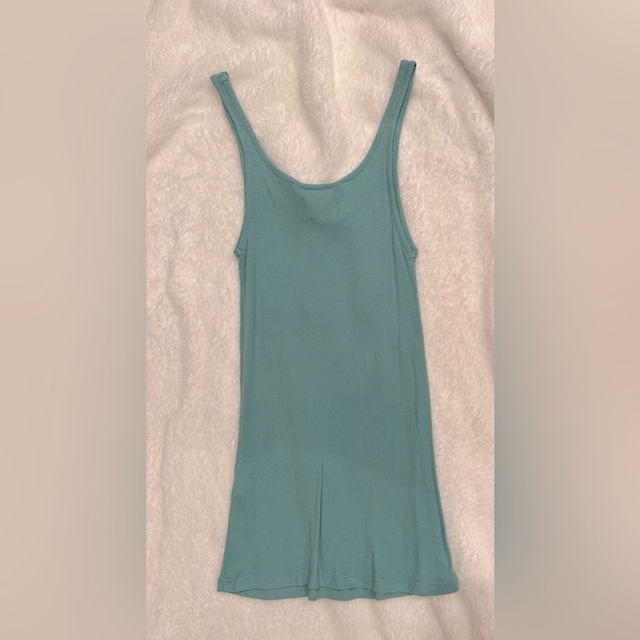 Lucky Brand Fitted Tank - Picture 3 of 3